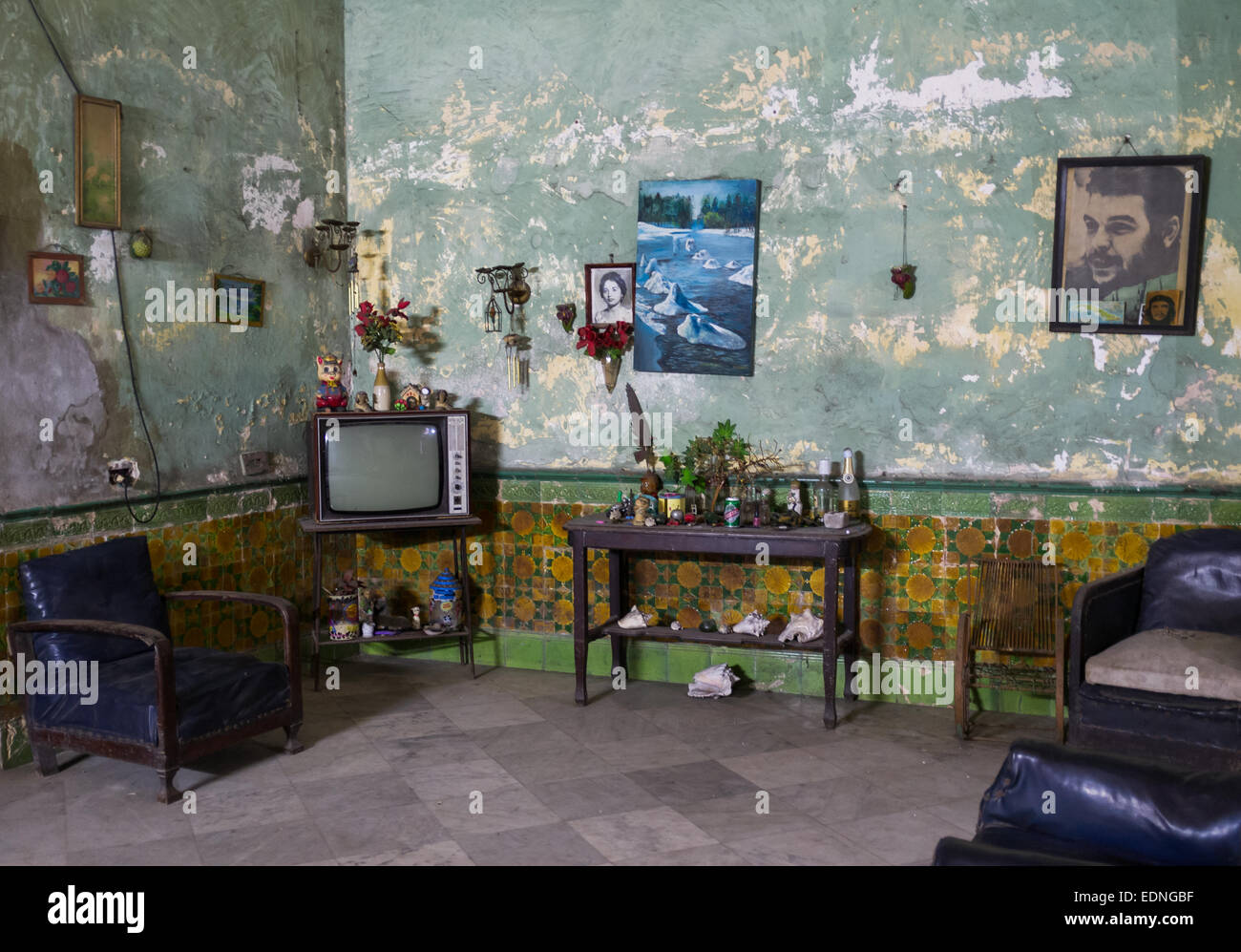 Cuba Street Archive. En scène de salon accueil cubain. Banque D'Images