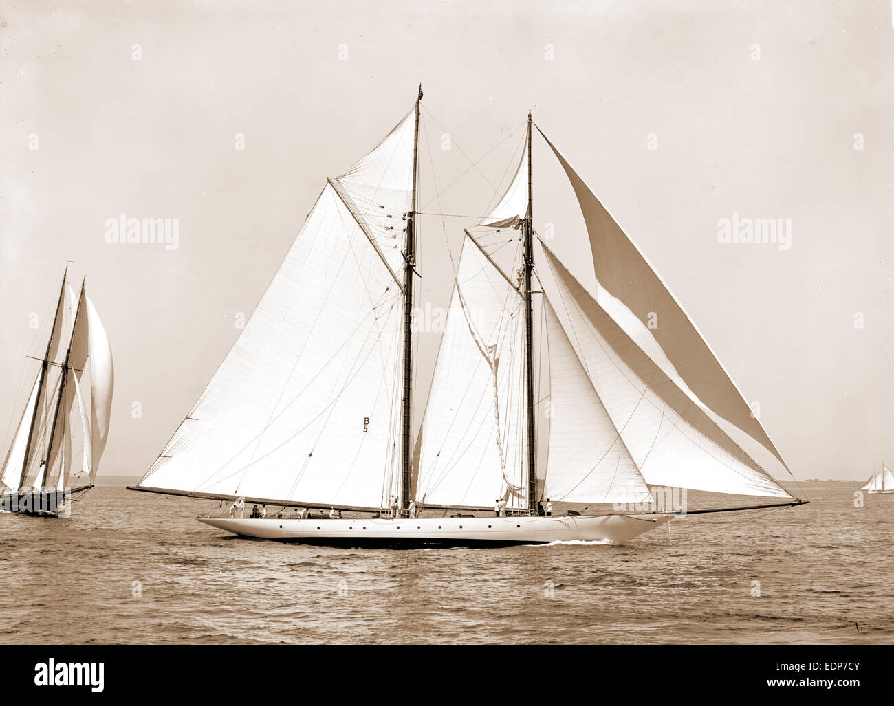 Corona, navire amiral du Commodore Ledyard, Corona (goélette), yachts, 1900 Banque D'Images