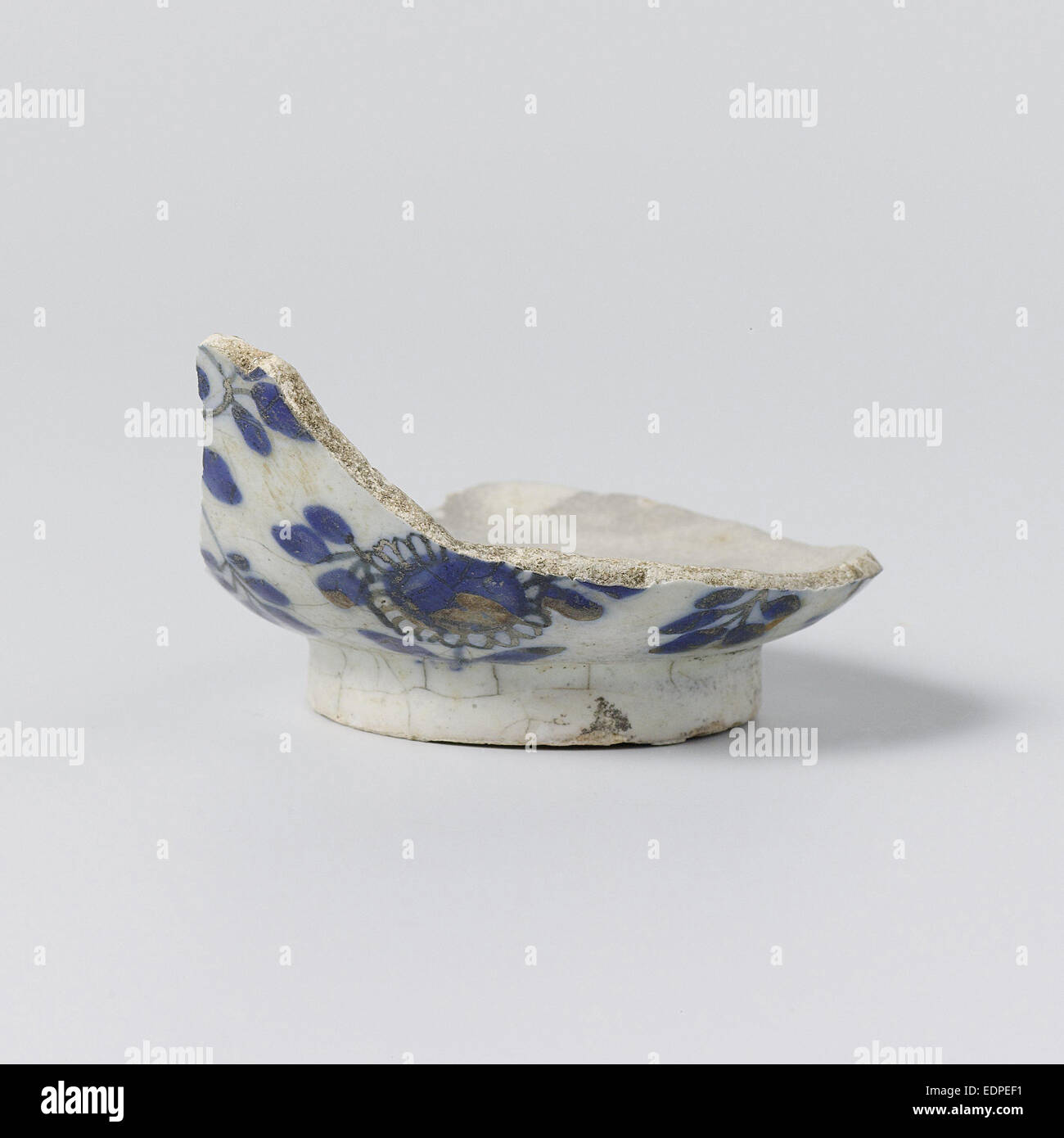 Tasse, fragment de motifs floraux en bleu, Anonyme Banque D'Images