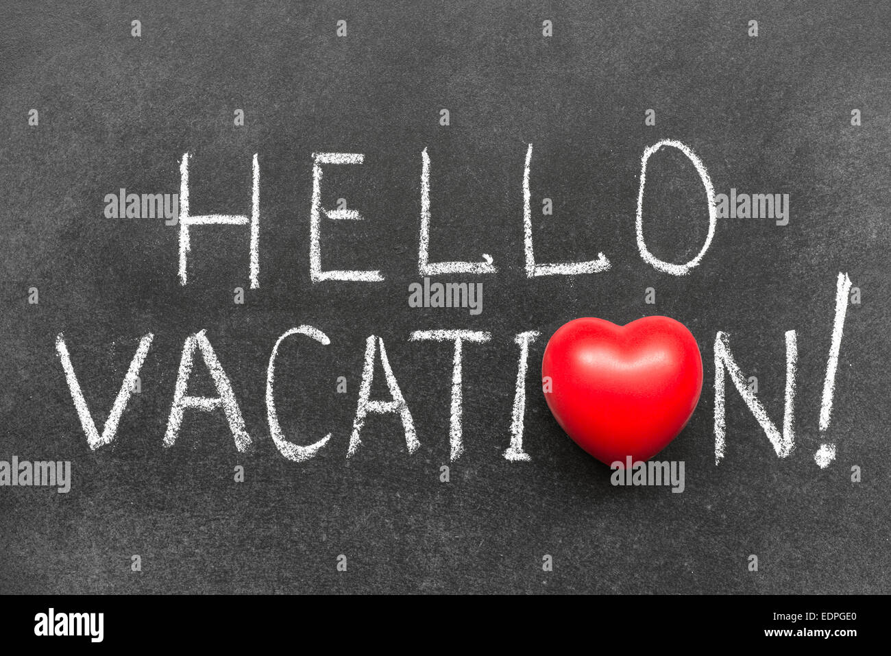 Bonjour à la main sur exclamation vacances tableau avec symbole coeur au lieu d'O Banque D'Images