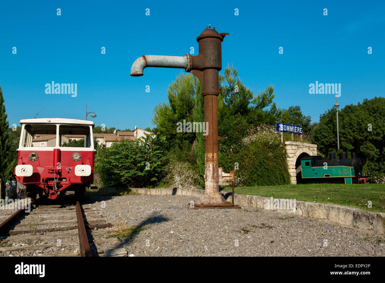 Au rond-point à Sommieres, Gard, Languedoc Roussillon, France Banque D'Images