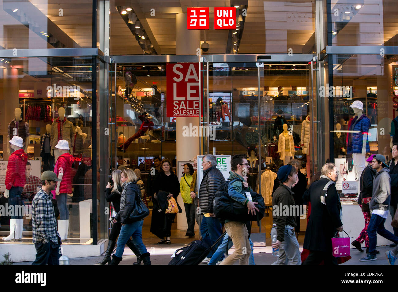 Vetements uniqlo sale