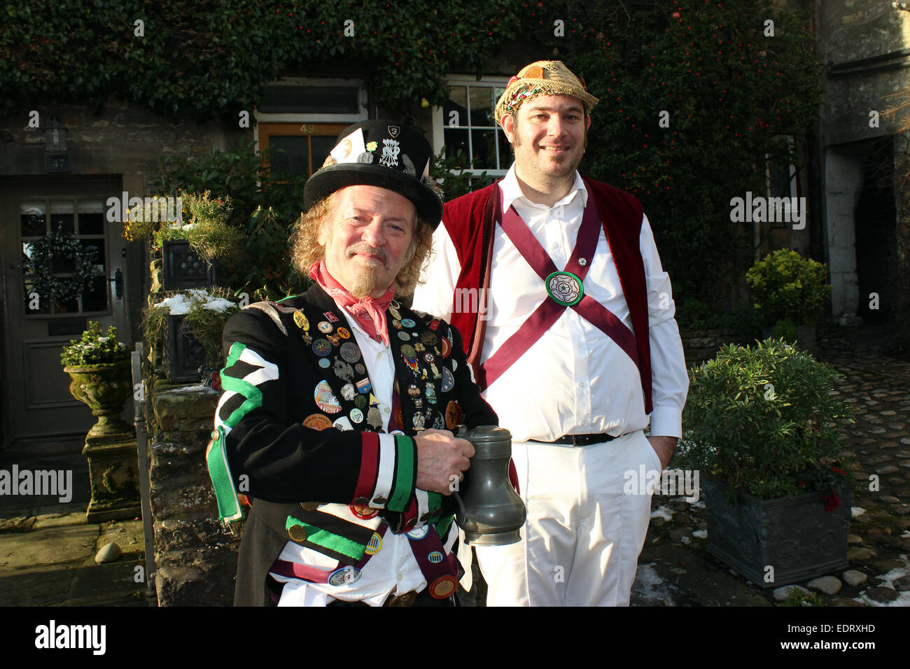 Angleterre Nth Yorkshire Grassington Festival de Noël de Dickens Morris Dancers au marché Peter Baker Banque D'Images