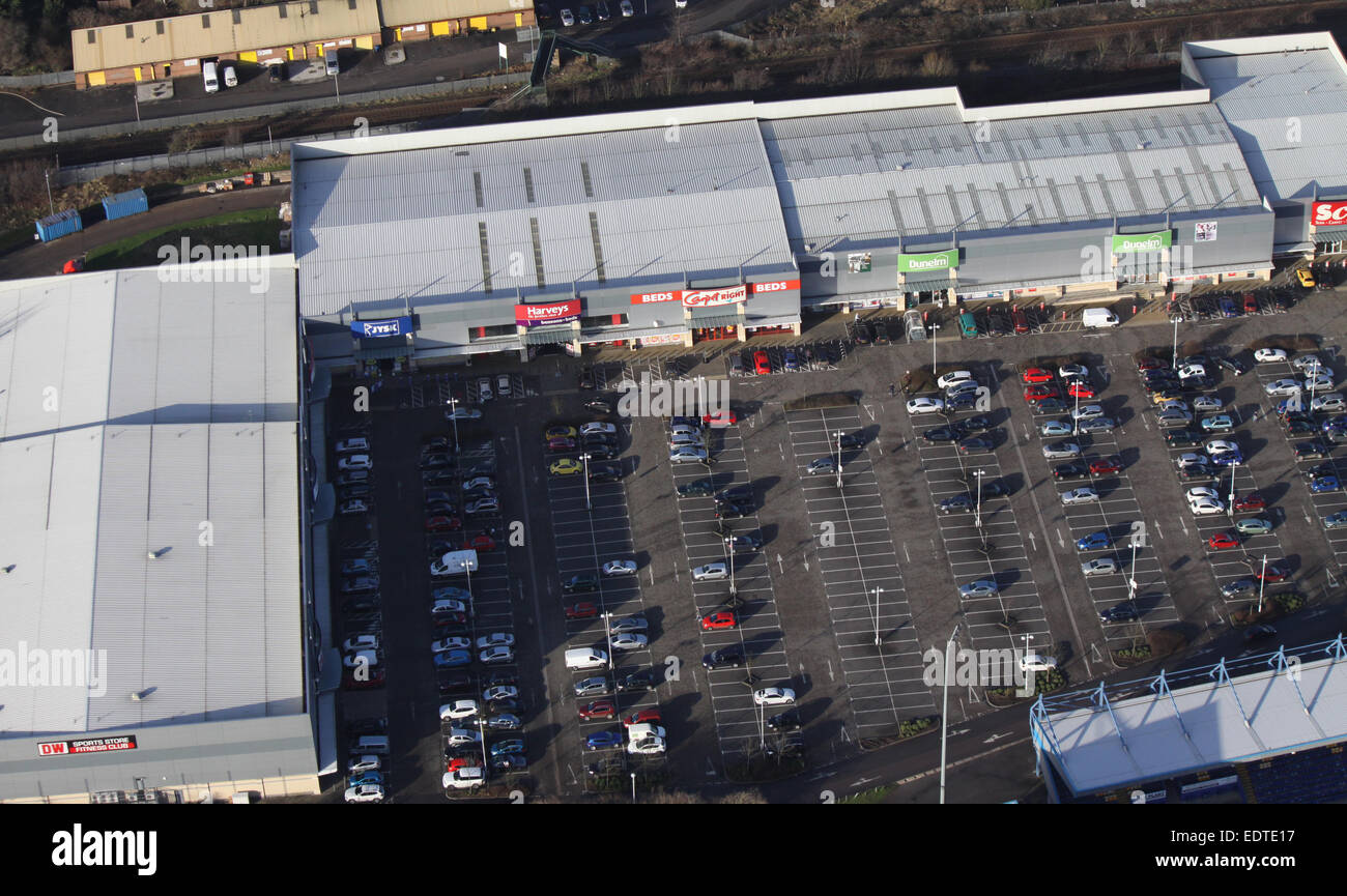 Vue aérienne de la Portland Retail Park à Mansfield, Nottinghamshire, Angleterre Banque D'Images