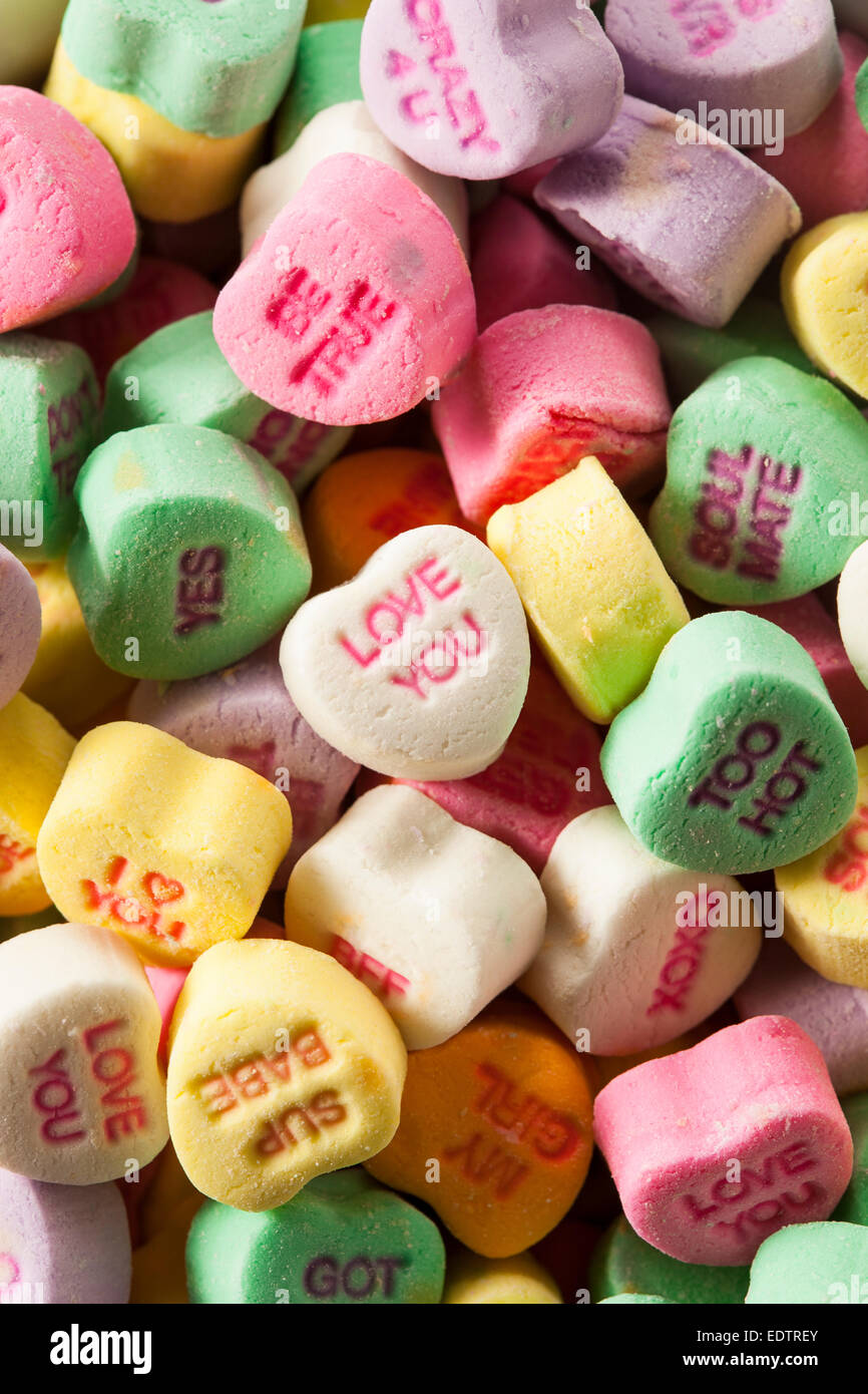 Conversation Bonbons colorés Coeurs pour la Saint-Valentin Banque D'Images