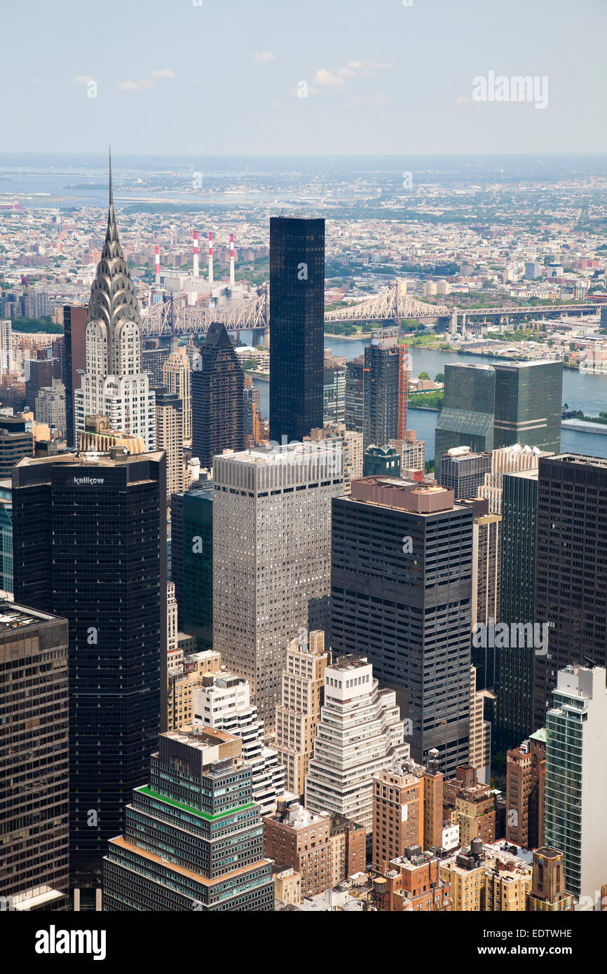 Cityscape, vue de l'empire state building, côté est, des gratte-ciel, Manhattan, New York, USA, Amérique Latine Banque D'Images