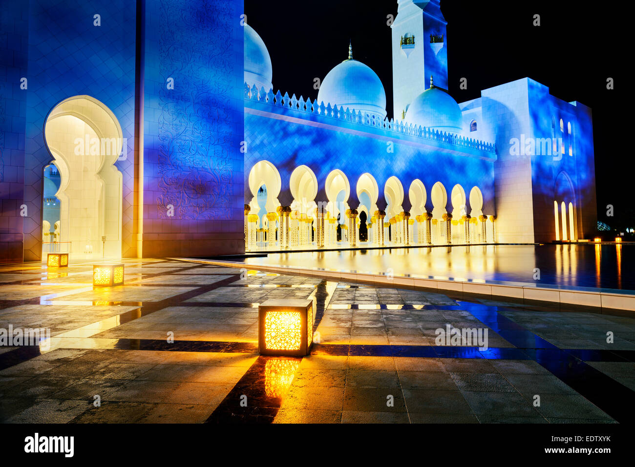 Abu Dhabi Sheikh Zayed Mosque blanc Banque D'Images