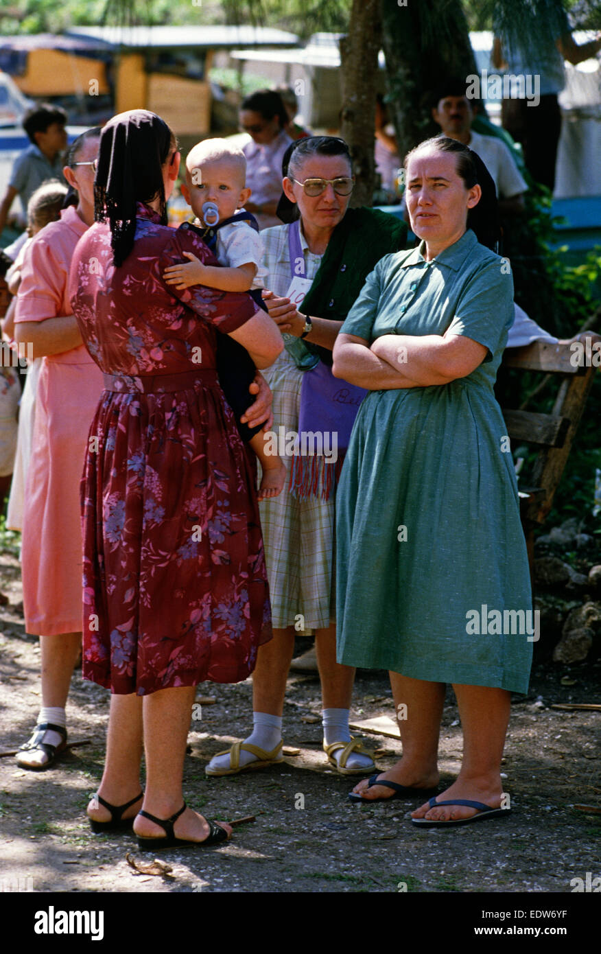 Les mennonites au règlement Spanish Lookout farm vente aux enchères, Belize, en Amérique centrale, Juin 1985 Banque D'Images