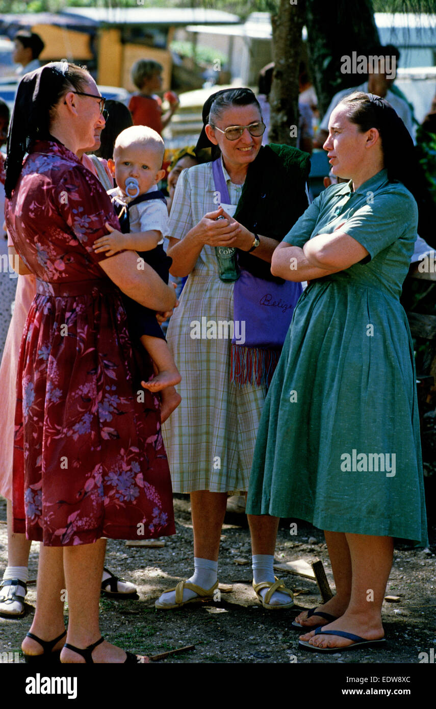 Les Mennonites à Spanish Lookout Community farm vente aux enchères, Belize, en Amérique centrale, Juin 1985 Banque D'Images