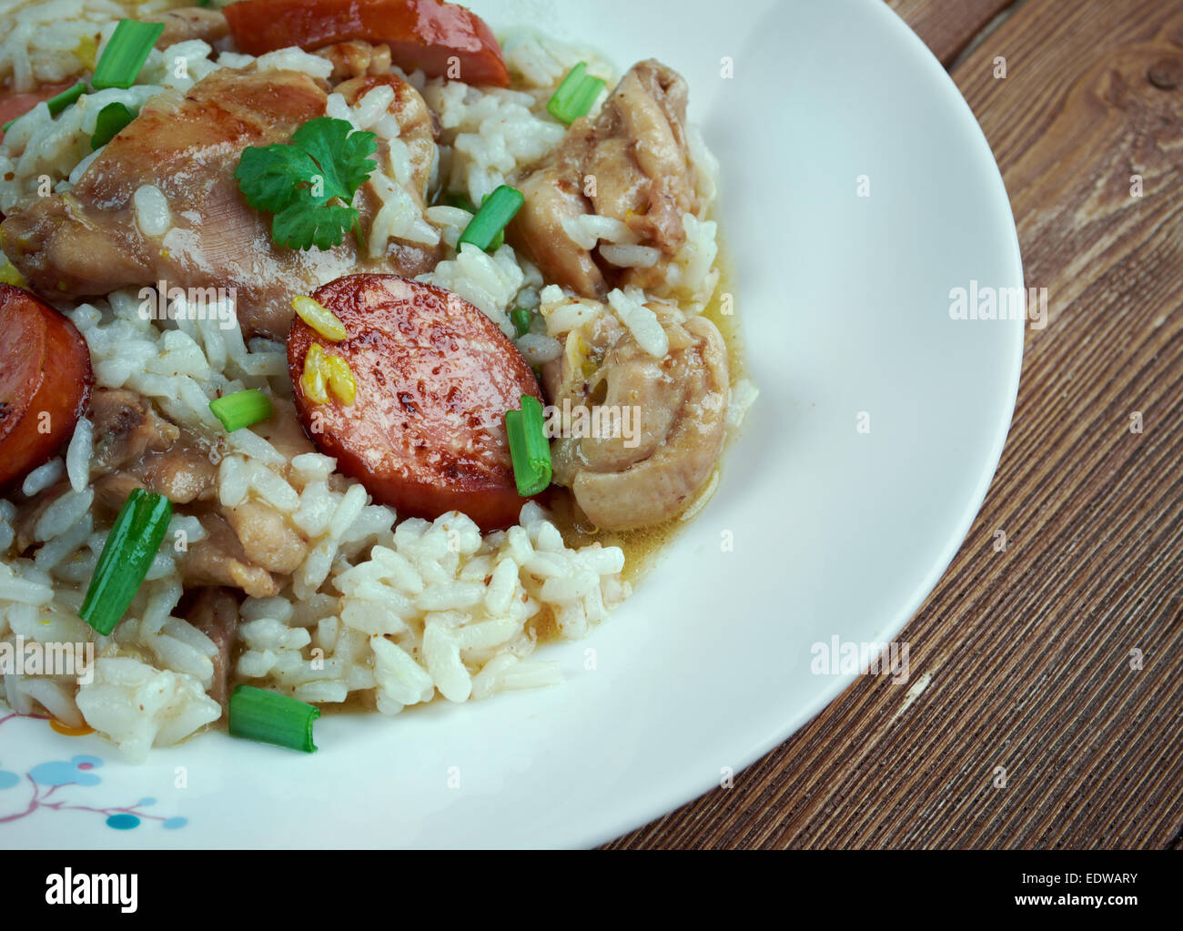 Tourbière de poulet - plat composé de riz, poulet, oignons, épices, et la saucisse.Cuisine du sud des États-Unis Banque D'Images