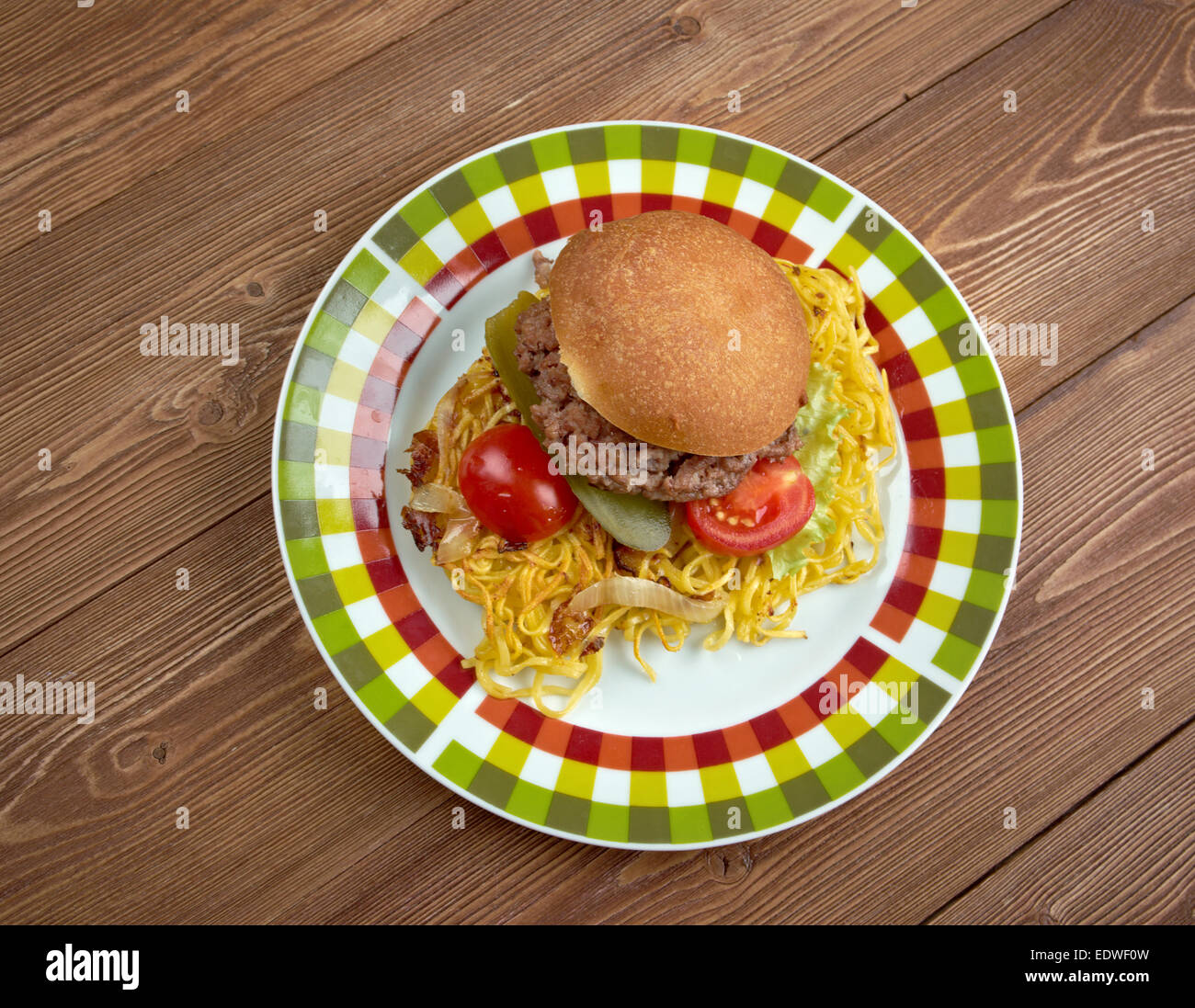 Chow mein - sandwich populaire sur les menus de restaurant sino-américaine dans tout le sud-est du Massachusetts Banque D'Images