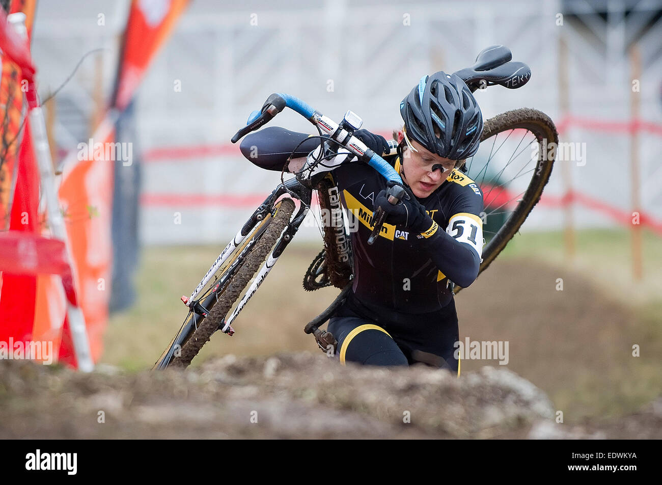 Austin, TX, USA. 09Th Jan, 2015. Emily Reynolds # 51 Femmes en action 35-39 Master Cat 1/2/3 lors de la USA Cycling Cyclo-cross championnats nationaux à Austin, TX. © csm/Alamy Live News Banque D'Images