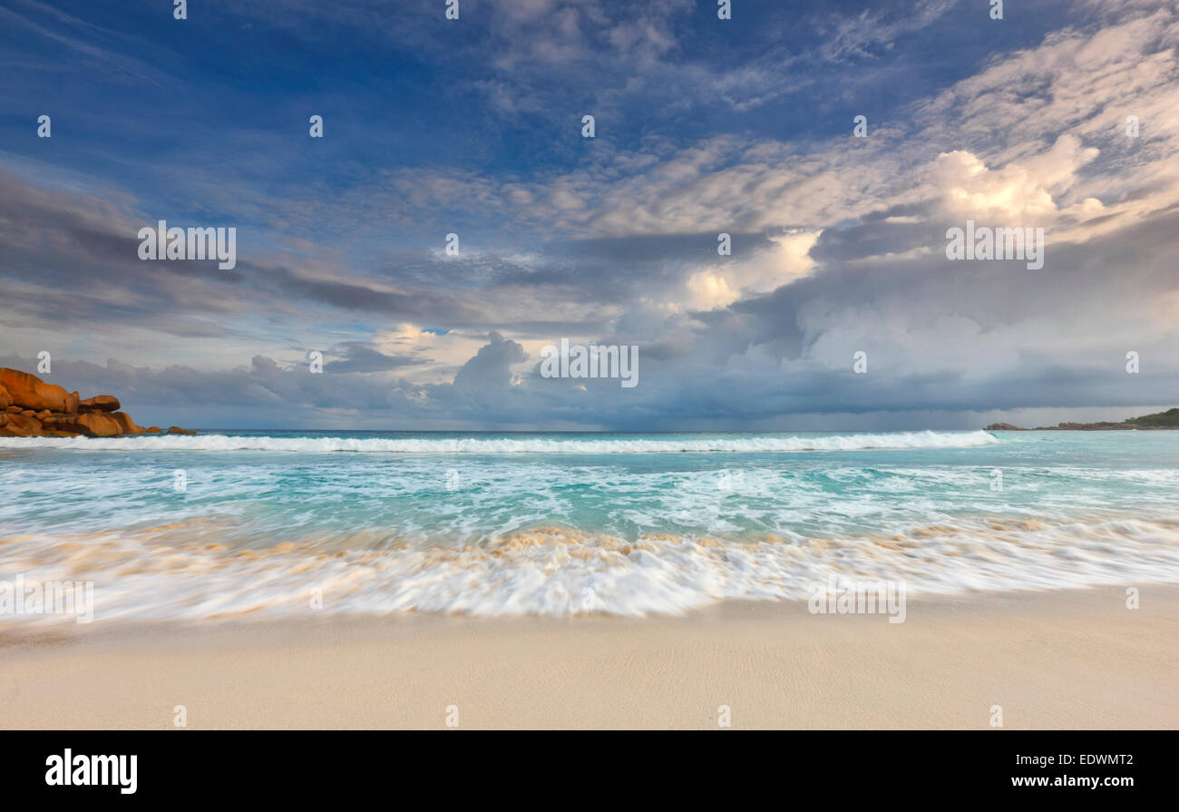 Paysage plage Seychelles, La Digue Banque D'Images