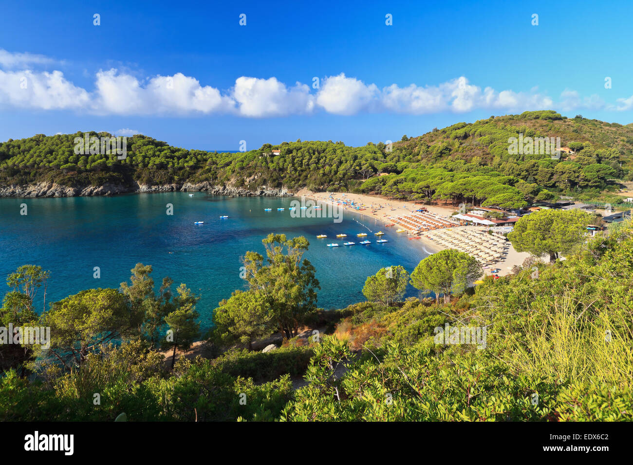 Vue d'été de Fetovaia mer, l'île d'Elbe, Italie Banque D'Images