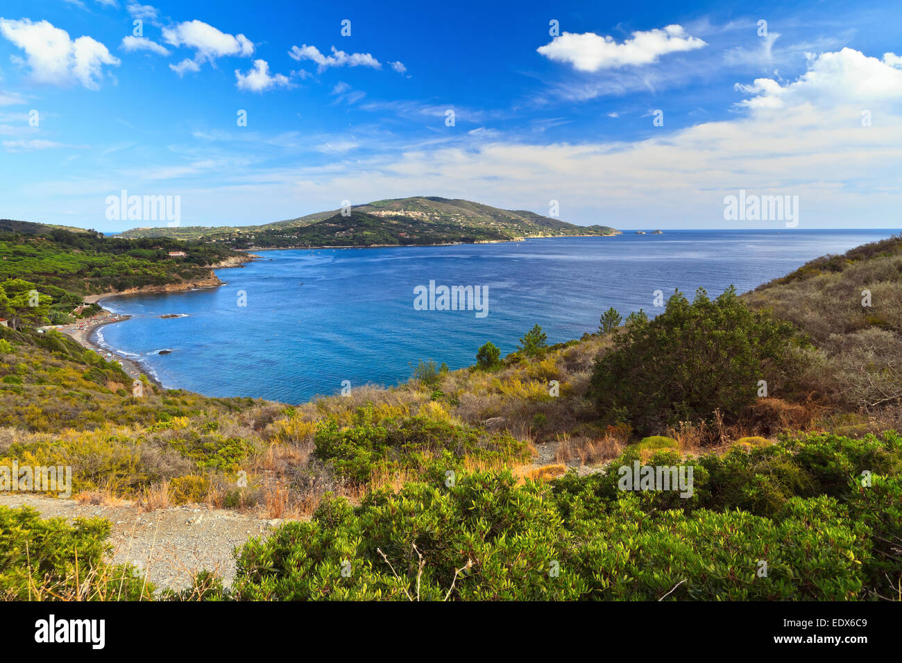 Aperçu de Lacona bay dans l'île d'Elbe, Toscane, Italie Banque D'Images