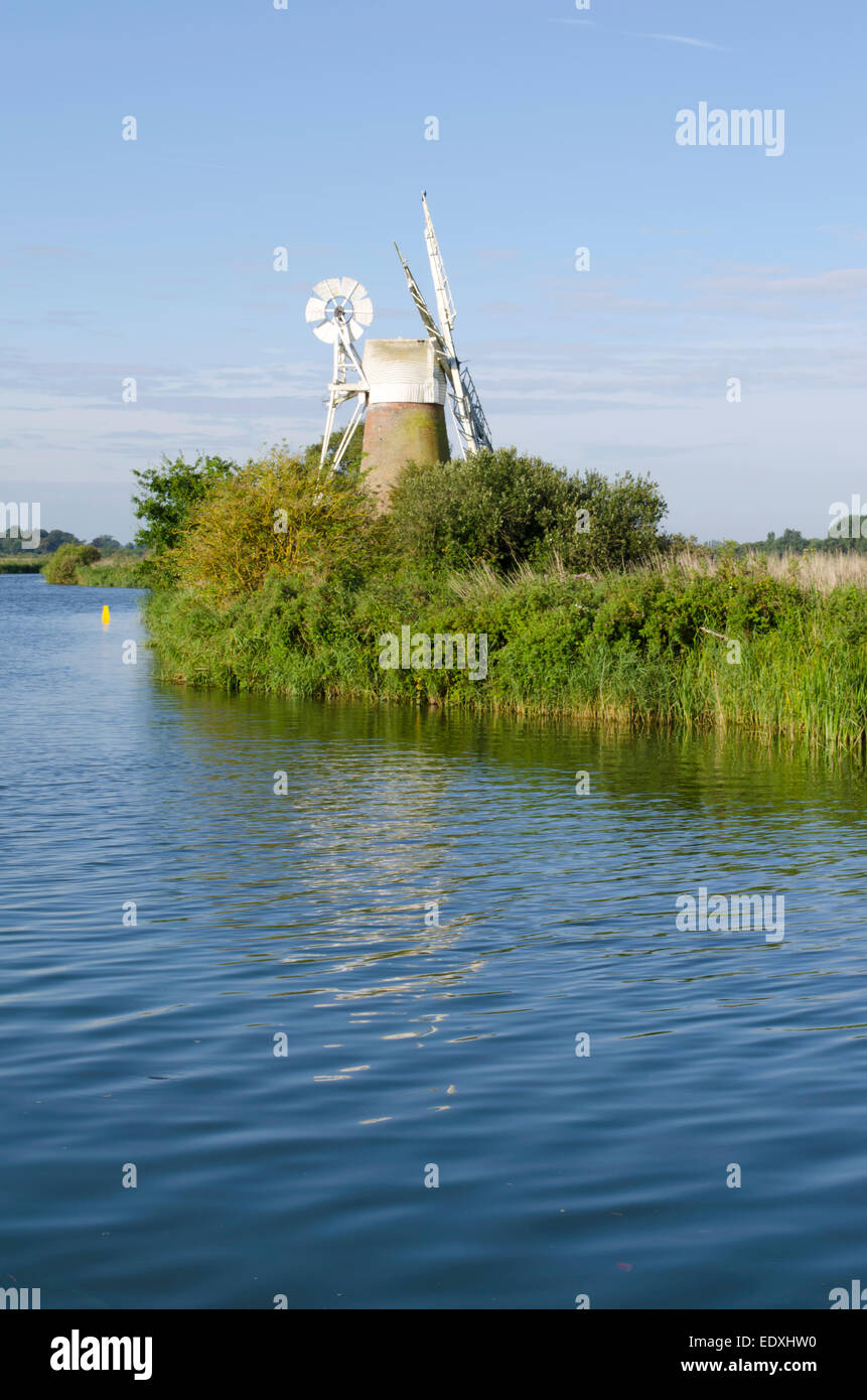 Drainage Hobbs moulin sur la rivière Bure sur les Norfolk Broads, Norfolk, UK Banque D'Images