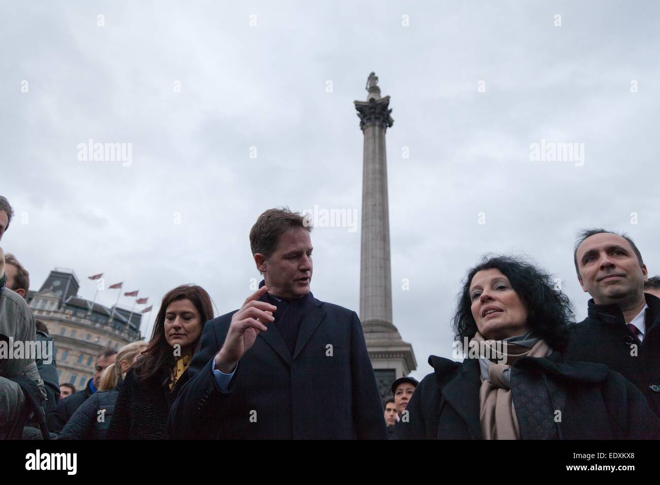 Londres, Royaume-Uni. 11 janvier 2015. Nick Clegg, Boris Johnson et l'ambassadeur Sylvie Bermann assister Unity rassemblement à Trafalgar Square. Credit : Nelson Pereira/Alamy Live News Banque D'Images