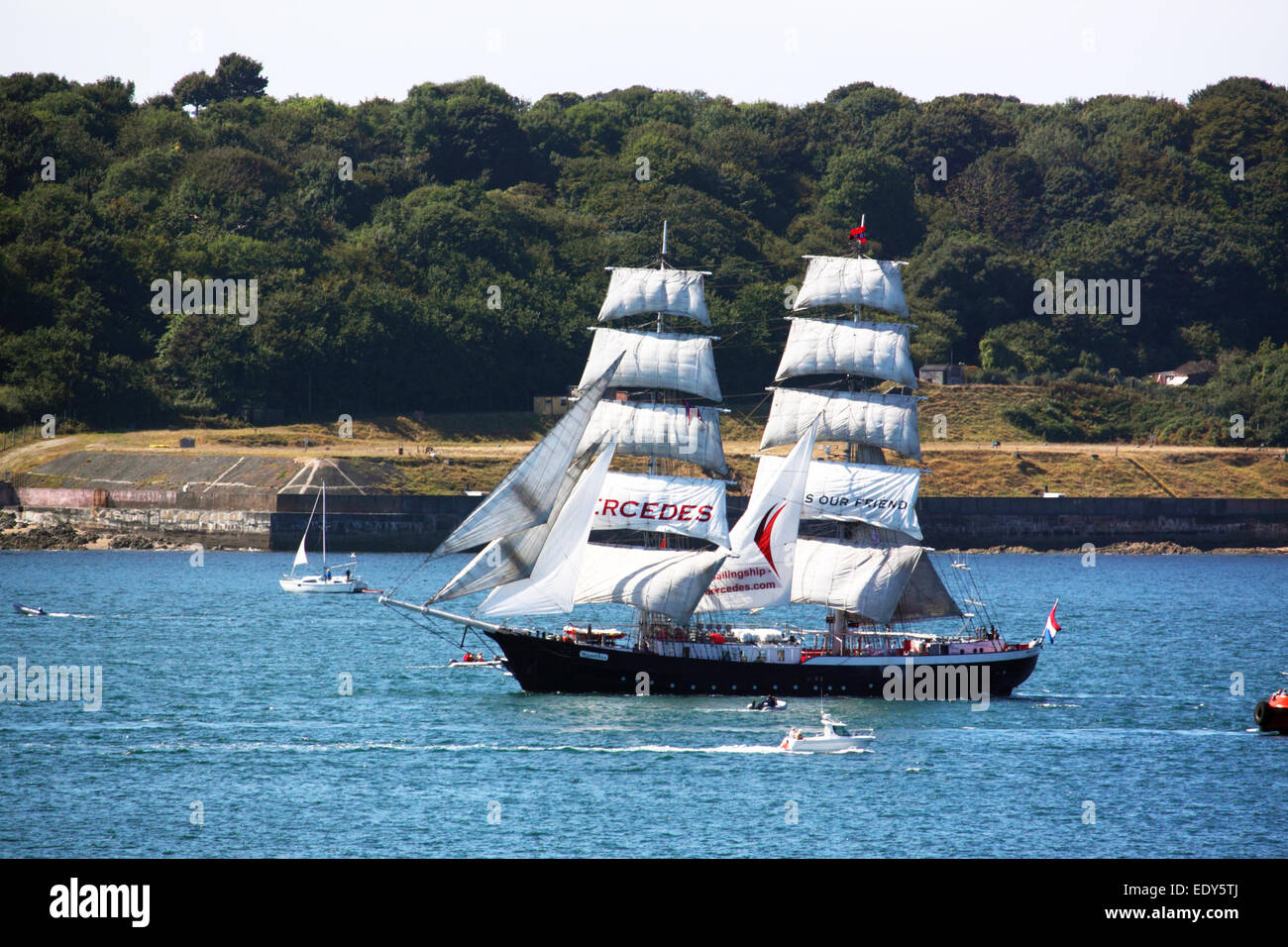 Le brigantin 'Mercedes' quitte Falmouth, Cornwall au début de la course des grands voiliers 2014 le 31 août. Banque D'Images
