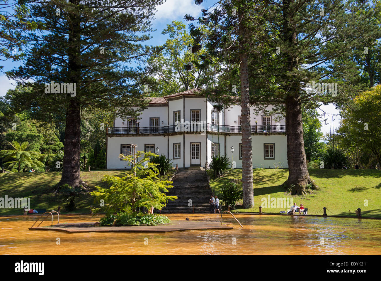 Bassin Thermal, parc Terra Nostra, Furnas, Sao Miguel, Açores, Portugal Banque D'Images