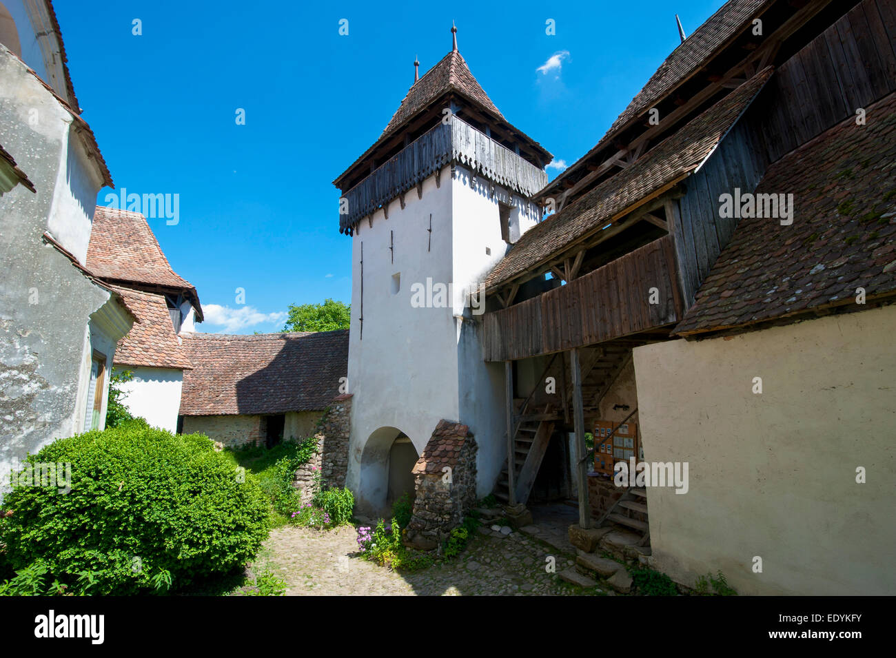 L'église saxonne fortifiée, UNESCO World Heritage Site, Viscri, Roumanie Banque D'Images