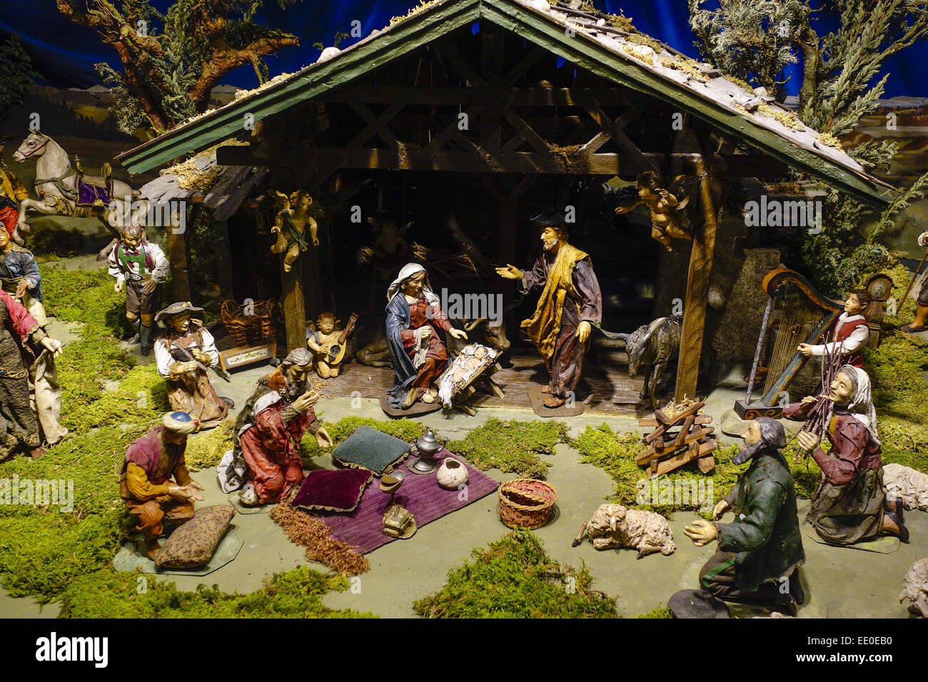 Weihnachtskrippe auf dem Münchner Christkindlmarkt, la Crèche de Noël 