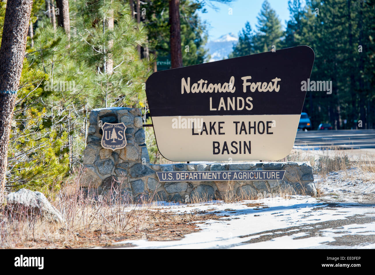 USA Californie CA du bassin du lac Tahoe Terres forestières nationales Ministère de l'Agriculture signe Banque D'Images