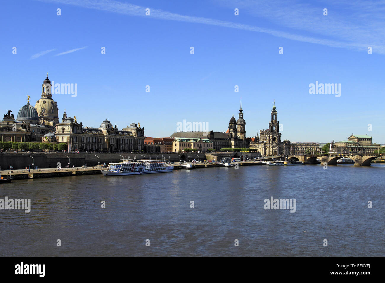 Deutschland, Sachsen, Dresden, Altstadt mit de l'Elbe, Elbufer Banque D'Images