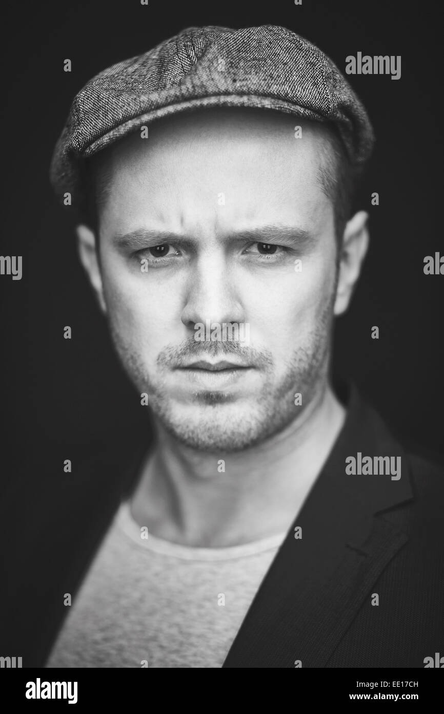 Portrait of mid adult man en képi Banque D'Images