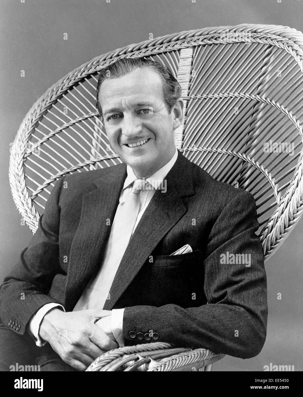David Niven Portrait Publicitaire Sur Ensemble Du Film Joyeux Anniversaire 1959 Photo Stock Alamy David Niven Portrait Publicitaire Sur Ensemble Du Film Joyeux Anniversaire 1959 Photo Stock Alamy