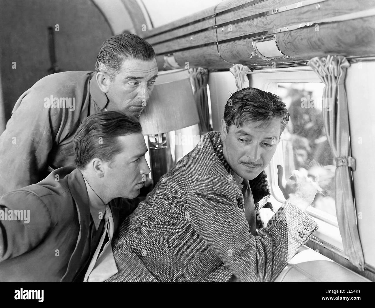 Edward Everett Horton, John Howard, Ronald Colman, sur-ensemble du film, 'Lost Horizon', 1937 Banque D'Images