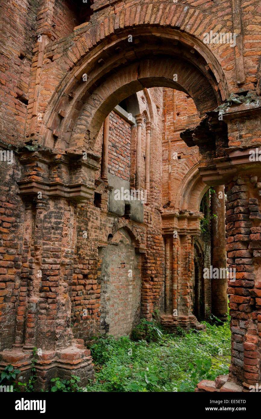 Ruines de Tamluk Rajbari au Bengale occidental, en Inde. Banque D'Images