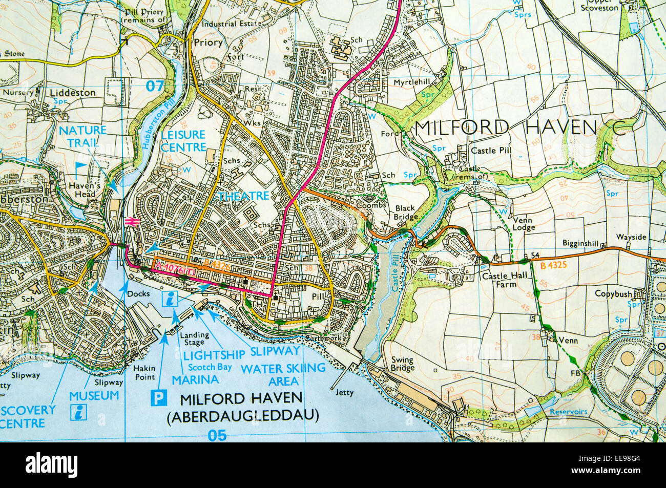 Carte de l'Ordnance Survey de Milford Haven, Pembrokeshire, Pays de Galles de l'Ouest. Banque D'Images