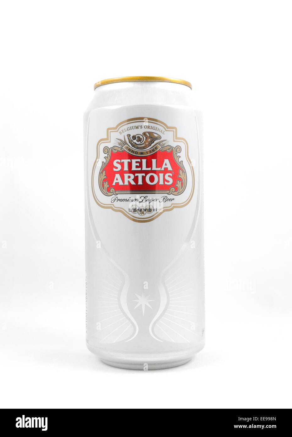 Un peut de la bière Stella Artois sur fond blanc Banque D'Images