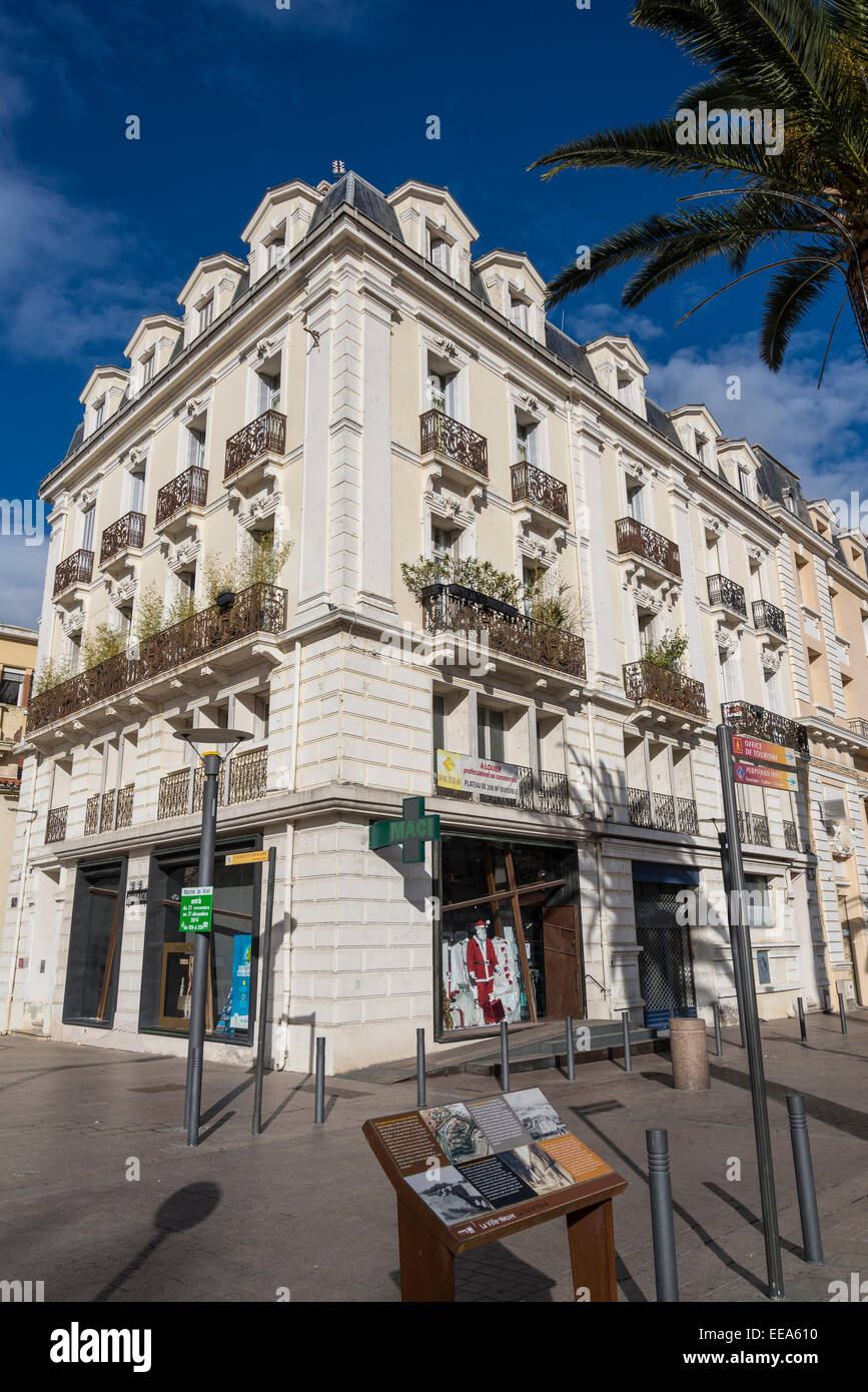 Chambre sur rue Sébastien Vauban, Perpignan, Pyrénées-Orientales, France Banque D'Images