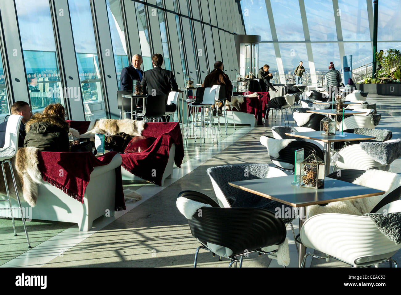 Le Sky Garden est un jardin public et plate-forme d'observation en haut de 20 Fenchurch Street, également connu sous le nom de Walkie-Talkie de Banque D'Images