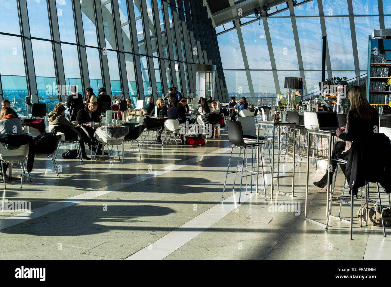 Le Sky Garden est un jardin public et plate-forme d'observation en haut de 20 Fenchurch Street, également connu sous le nom de Walkie-Talkie de Banque D'Images