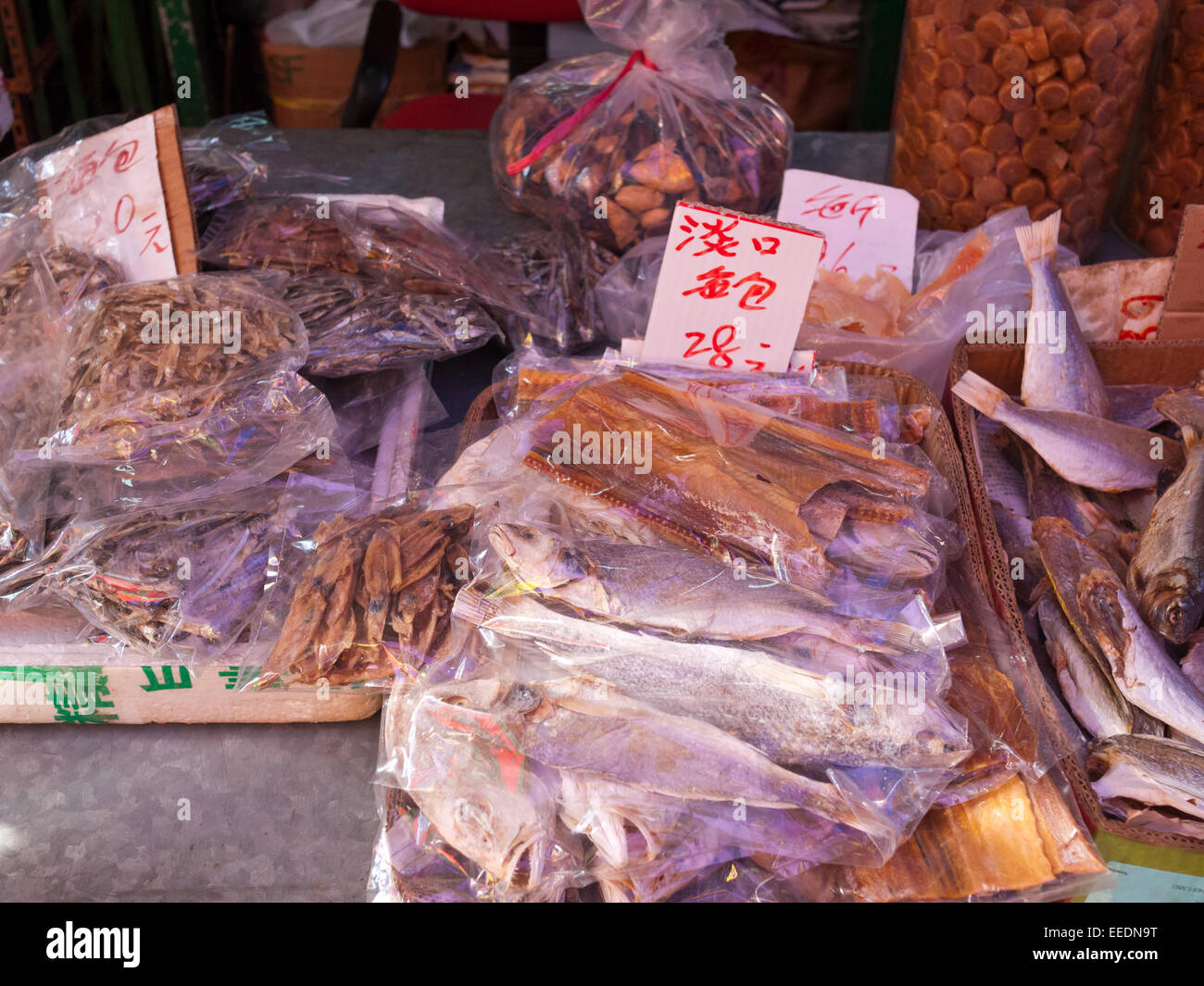 Hong Kong 2015 - marché alimentaire rue remise en Mong Kok Kowloon Banque D'Images