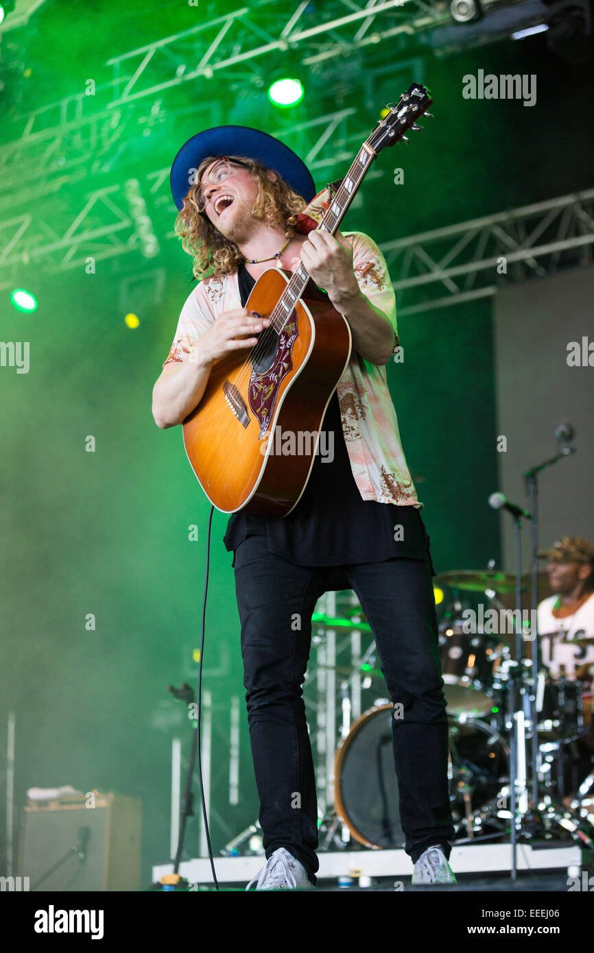 Amendements en vie (Optimus Alive) Festival 2014 - Jour 2 mettant en vedette : Allen Stone Où : Lisboa, Portugal Quand : 11 Oct 2014 Banque D'Images