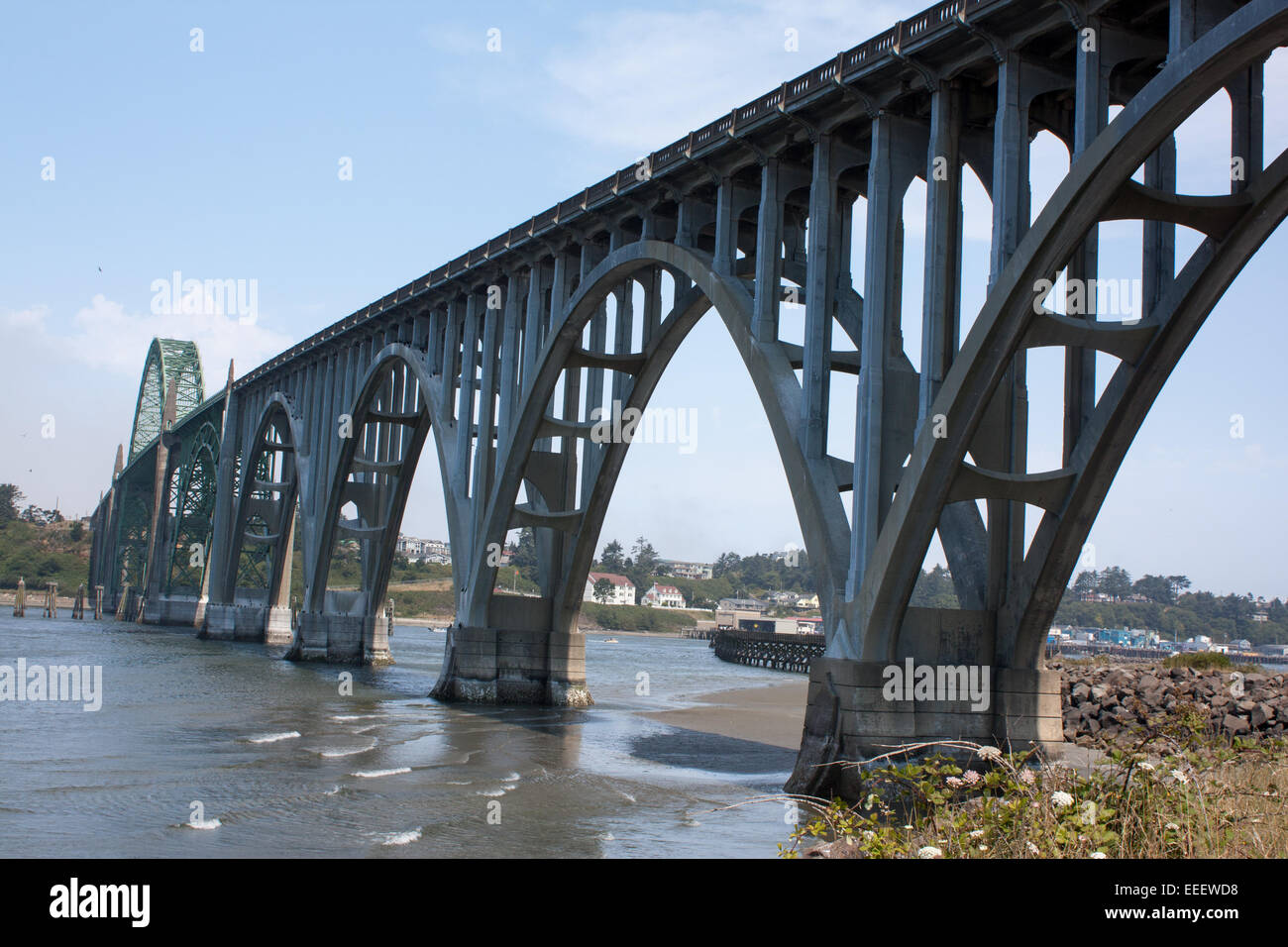 Yaquina Bay Bridge à Newport, Oregon, USA Banque D'Images