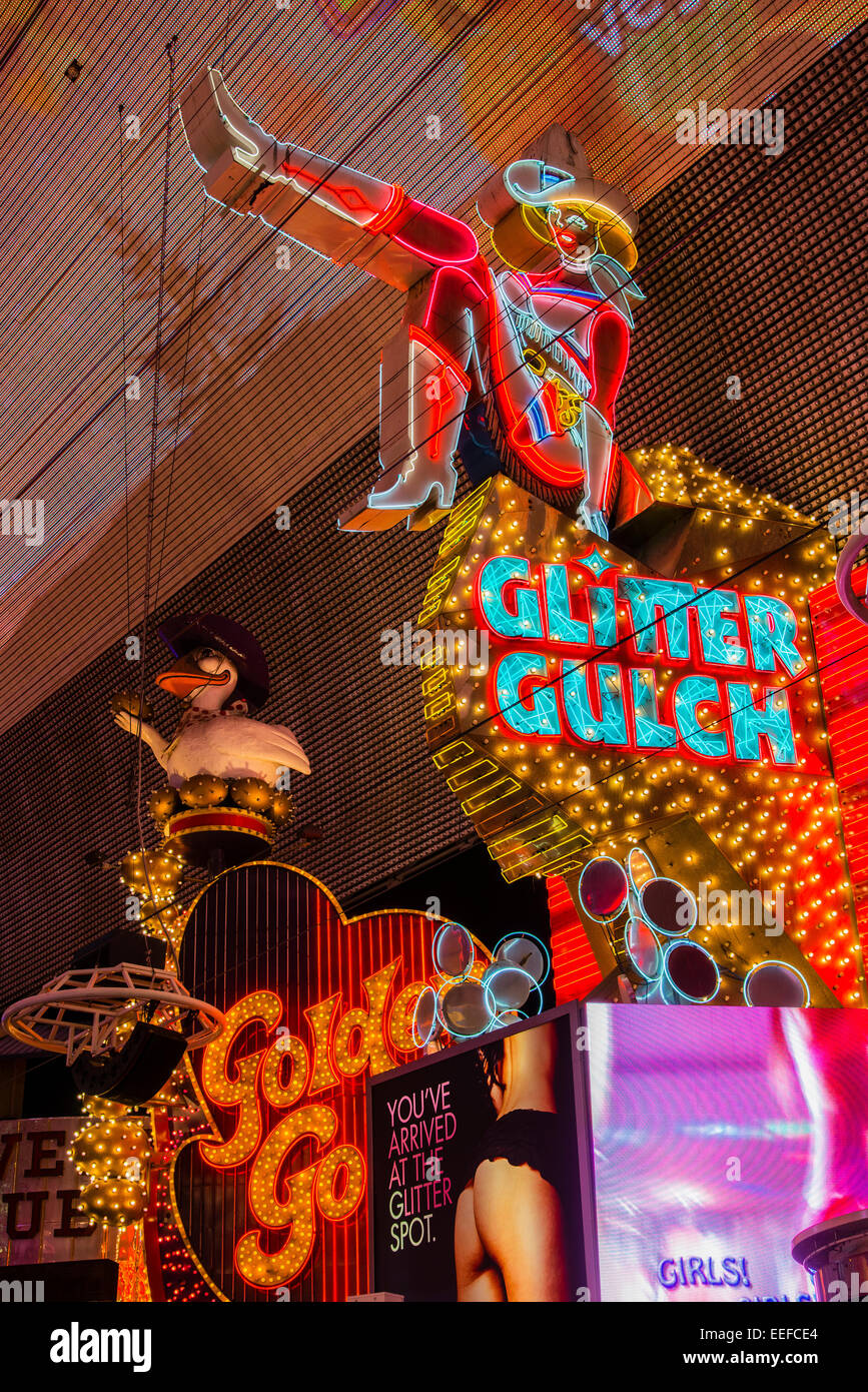 Glitter Gulch en néon, Fremont Street Experience rue piétonne, Las Vegas, Nevada, USA Banque D'Images