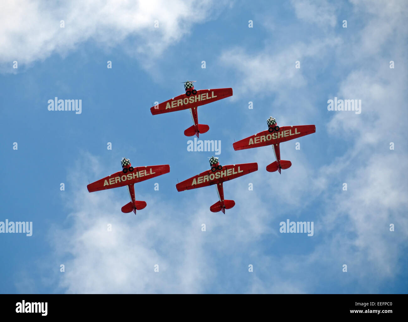 Stuart, USA - 1 novembre 2013 : Les membres de l'équipe acrobatique Aeroshell passent au-dessus de Stuart, en Floride sur la façon d'un spectacle aérien. Banque D'Images