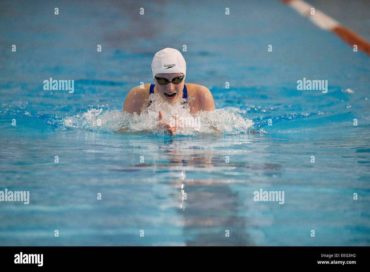 Austin, TX, USA. 17 Jan, 2015. Katie Ledecky Chaleur 5 de la ronde préliminaire de la femme à l'IM 200 USA 2015 Natation Natation Arena Pro Series, Lee & Joe Jamail Texas Piscine Center à Austin, TX. Credit : csm/Alamy Live News Banque D'Images