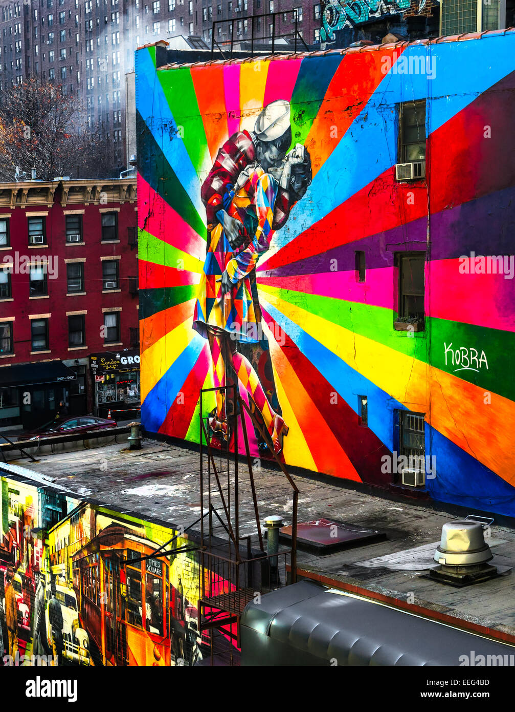 NEW YORK CITY - 01 décembre : Une peinture murale par artiste artiste brésilienne Kobra 01 Décembre, 2013 à New York, USA. La murale colorée est Banque D'Images