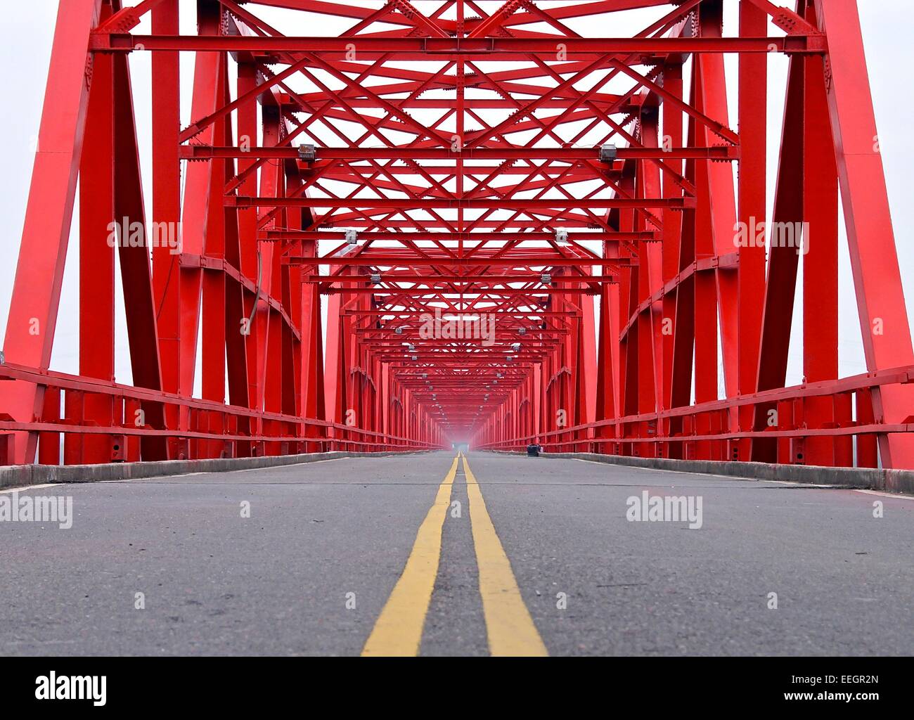 L'ancienne structure de pont rouge libre à Taiwan Banque D'Images