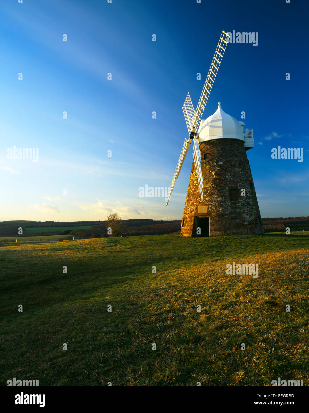 Moulin à vent Halnaker sur les South Downs près de Chichester, West Sussex, UK Banque D'Images