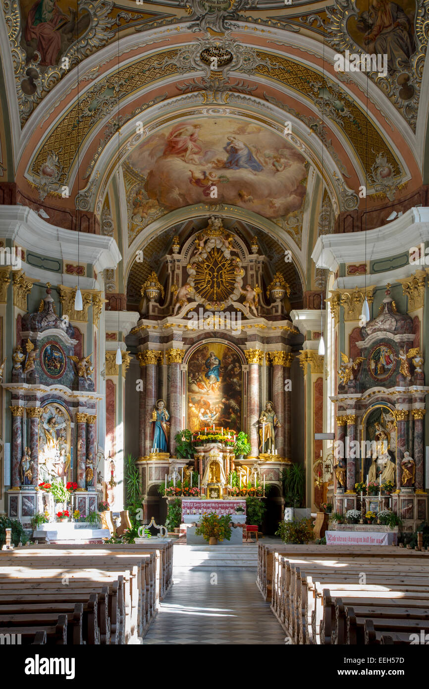 Intérieur de l'Église Sant Jakob San Pietro, Trentin-Haut-Adige, Italie Banque D'Images