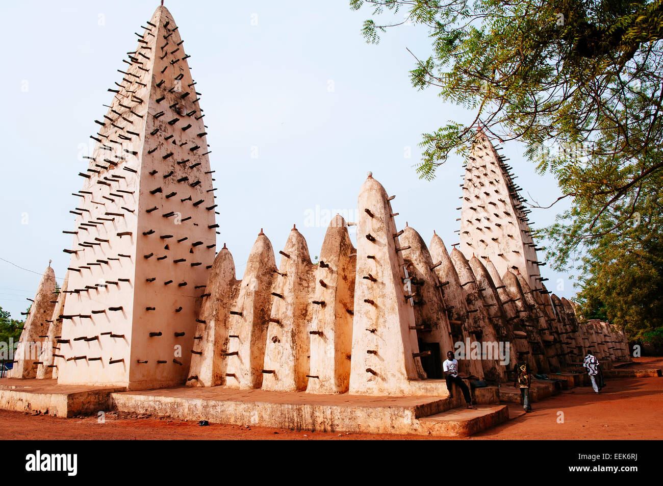 Mosquée de style soudanais, Bobo Dioulasso, Burkina Faso Banque D'Images