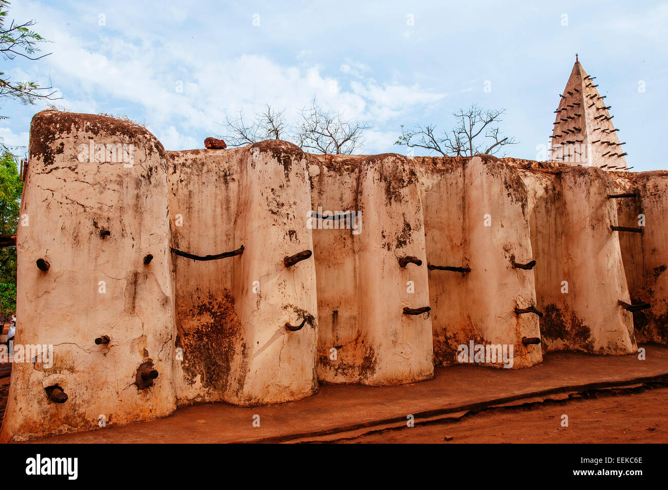 La grande mosquée de Bobo Dioulasso, Burkina Faso. Banque D'Images