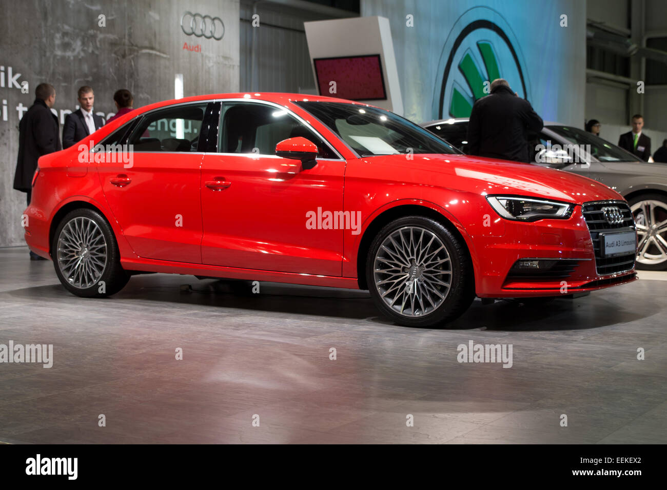 Tartu, Estonie - 27 septembre 2013 : Nouvelle Audi A3 Berline voiture voyageurs à Tartu Motorshow International Exposition. Audi est un REEE Banque D'Images