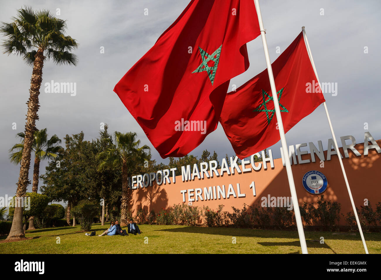 Des drapeaux. L'aéroport de Menara. Marrakech. Le Maroc. L'Afrique du Nord. Afrique du Sud Banque D'Images